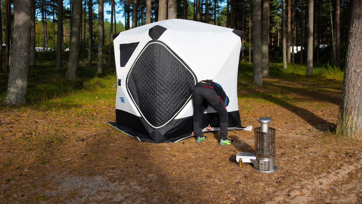finsteam-fritid-portable-sauna-forest-off-grid-setting
