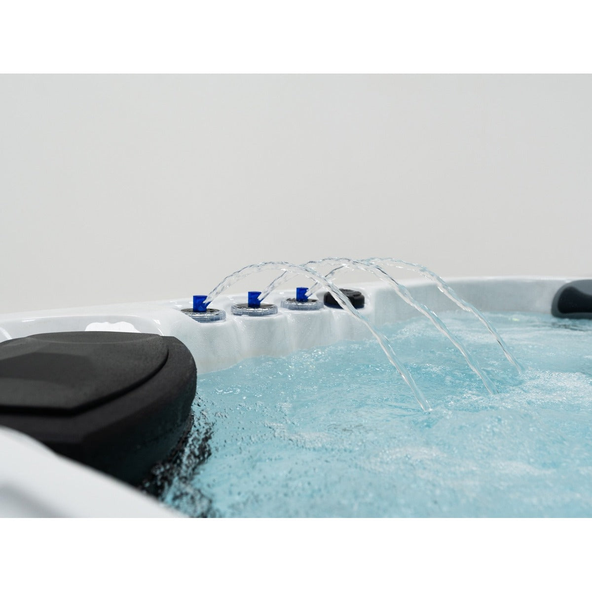 Elysium Dual 7 Plug & Play Hot Tub — 5 Person with Dual Loungers | Steam & Oak
