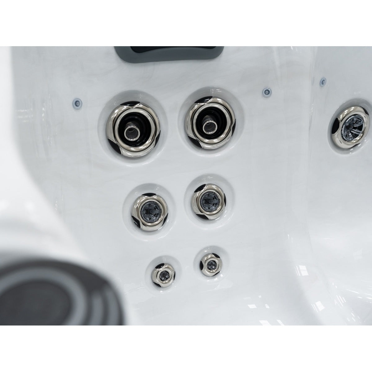 Elysium Dual 7 Plug & Play Hot Tub — 5 Person with Dual Loungers | Steam & Oak