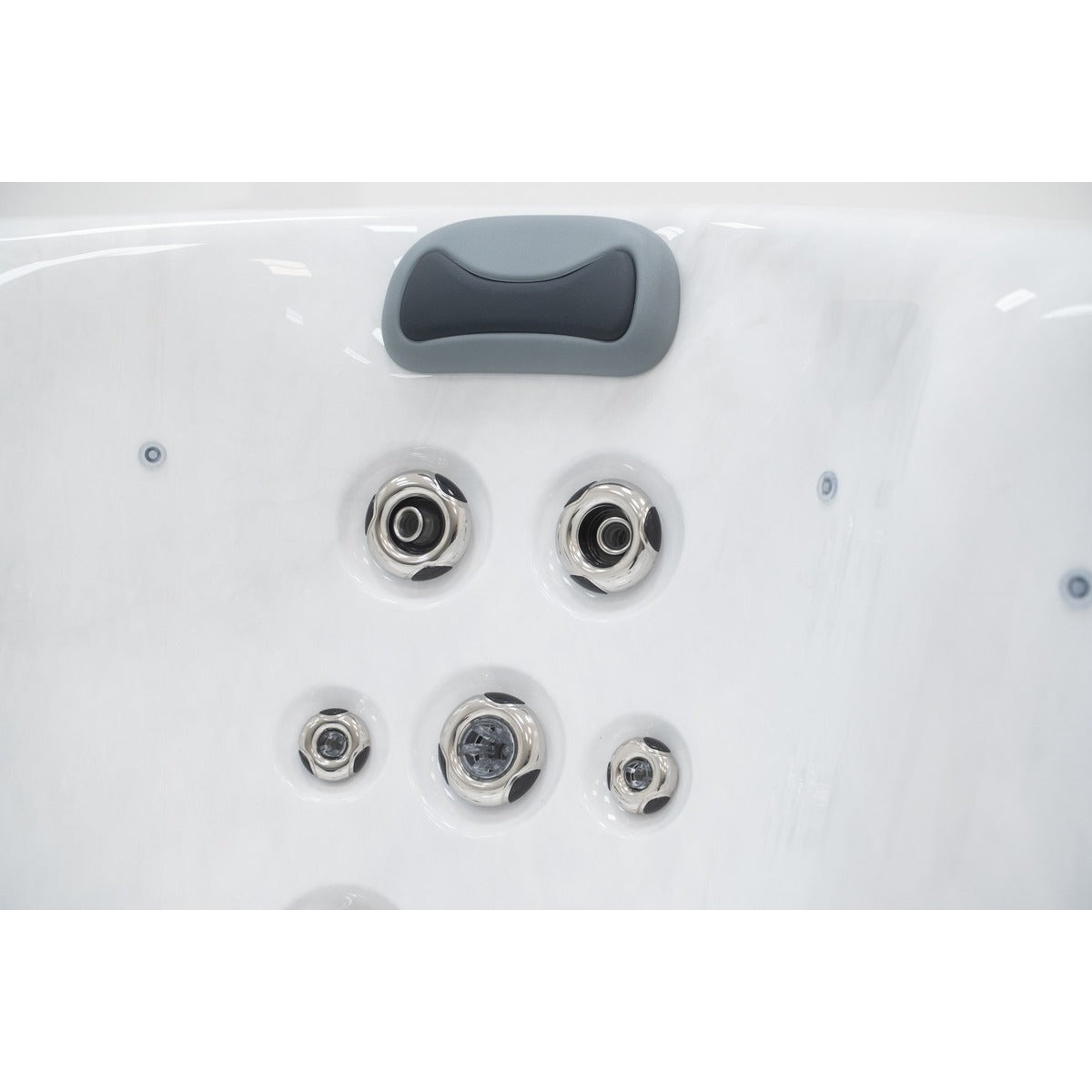 Elysium 6 Plug & Play Hot Tub — 6 Person with Lounger | Steam & Oak