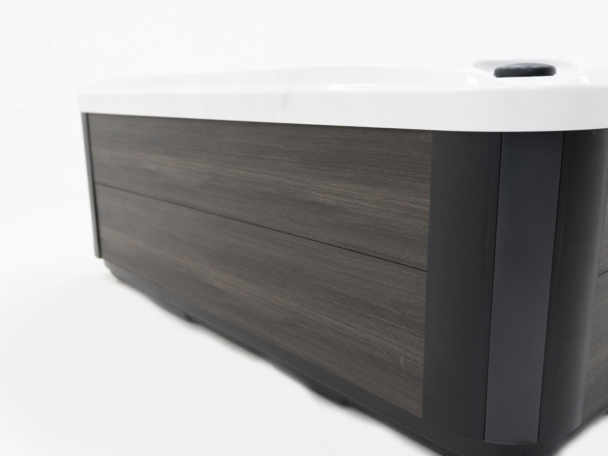 WithinWellness Equinox | 7-Seat High Power 32A Hot Tub