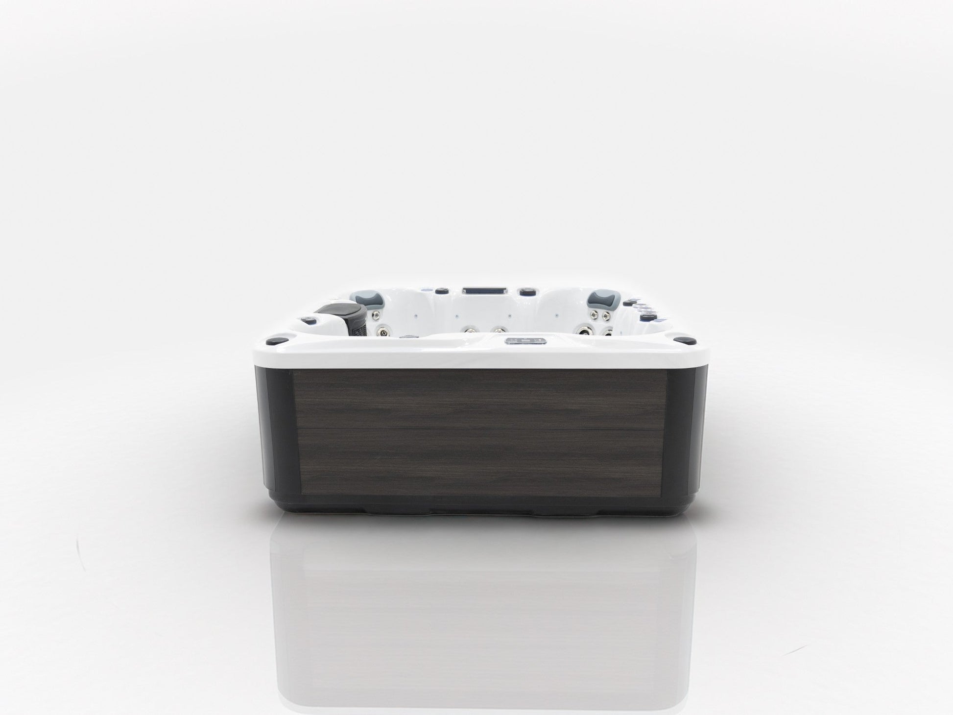 WithinWellness Equinox | 7-Seat High Power 32A Hot Tub