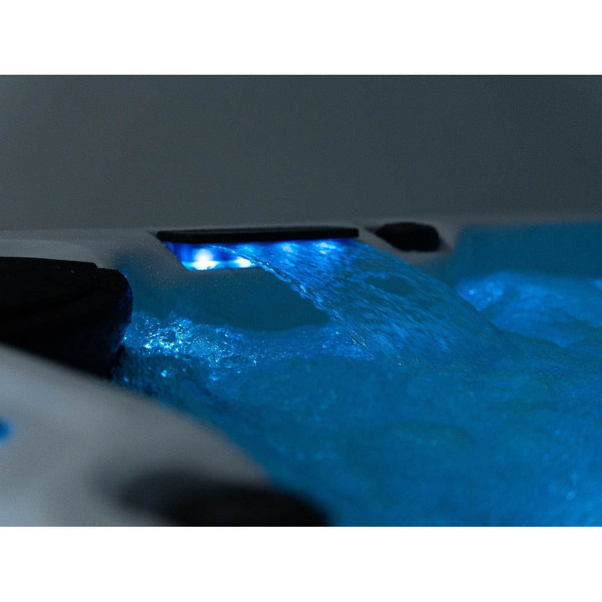 Elysium Dual Max Hot Tub — 5 Person 32A Premium Spa with Dual Loungers & 75 Jets | Steam & Oak