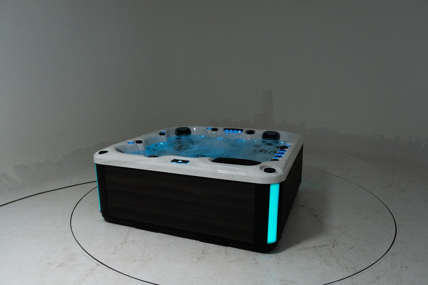 WithinWellness Aurora | 6-Person High Power 32A Hot Tub