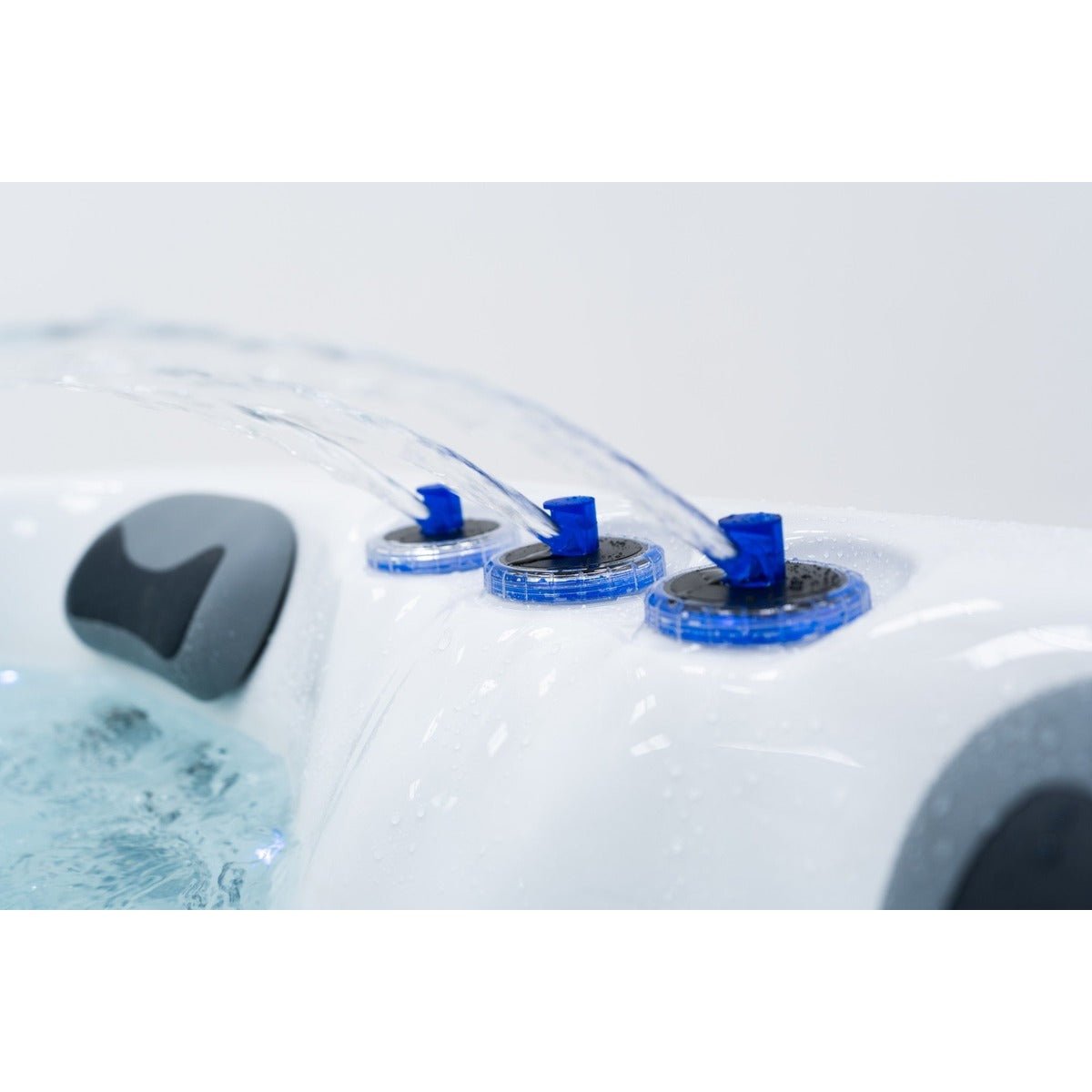 Serenity 3 Plug & Play Hot Tub — 3 Person with Lounger | Steam & Oak