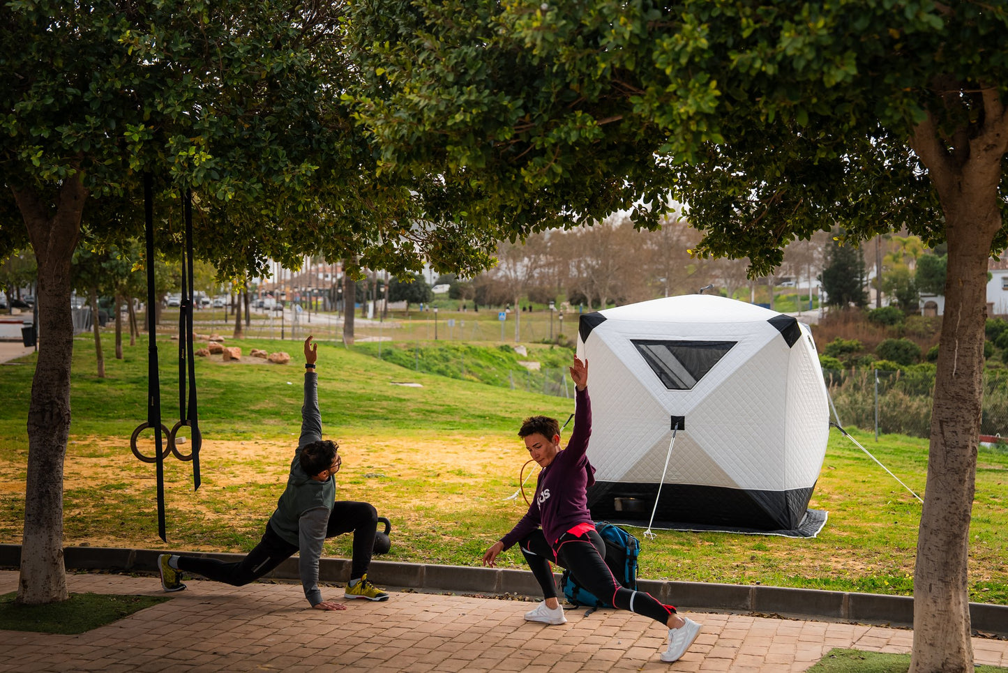 FinSteam Fritid pop-up portable gas sauna tent for 2-4 people