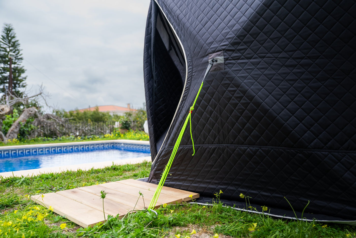 FinSteam Fritid X premium connectable pop-up gas sauna tent for 2-4 people