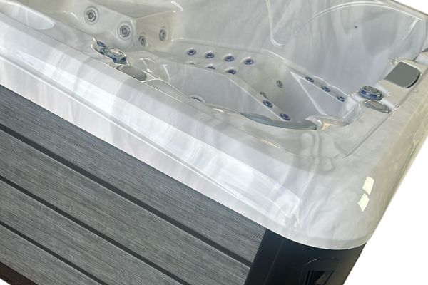 Platinum 8 Hot Tub — 5 Person 32A Elite Luxury Spa | Steam & Oak