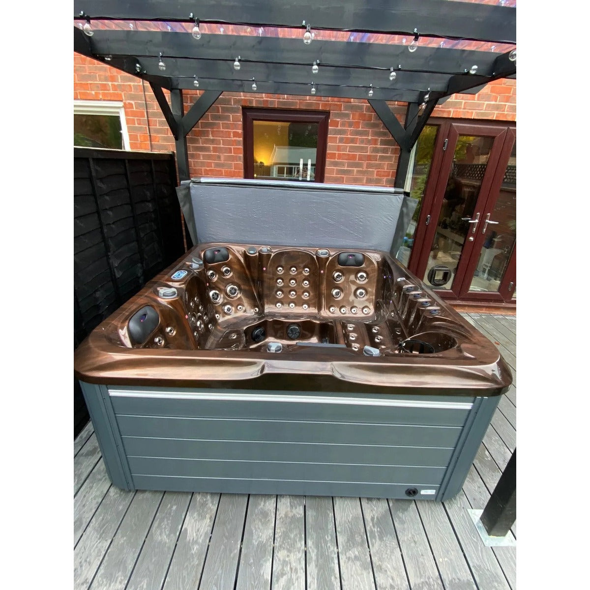 Social Pro 5 Hot Tub — 5 Person 32A Premium Spa with Dual Loungers | Steam & Oak